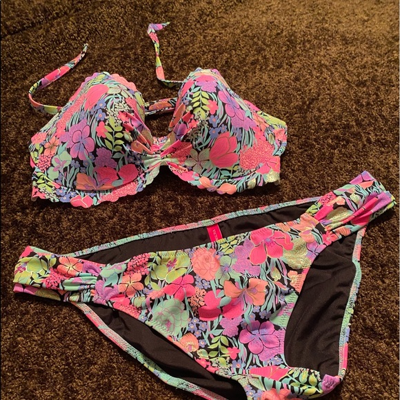 Victoria's Secret Other - LAST OFFER! NWOT VICTORIA’S SECRET BIKINI NWOT